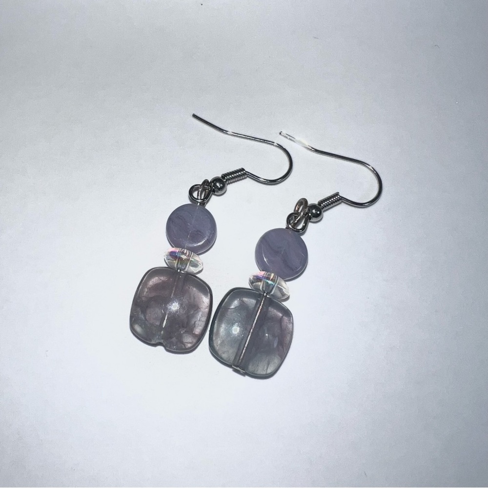 Fluorite Crystal And Iridescent Glass Bead Handmade Earrings New Read Descript